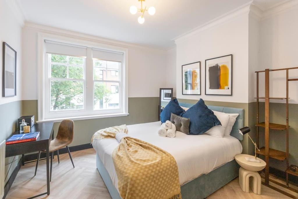 Trendy Mare Street 3 Bed Next Hackney London