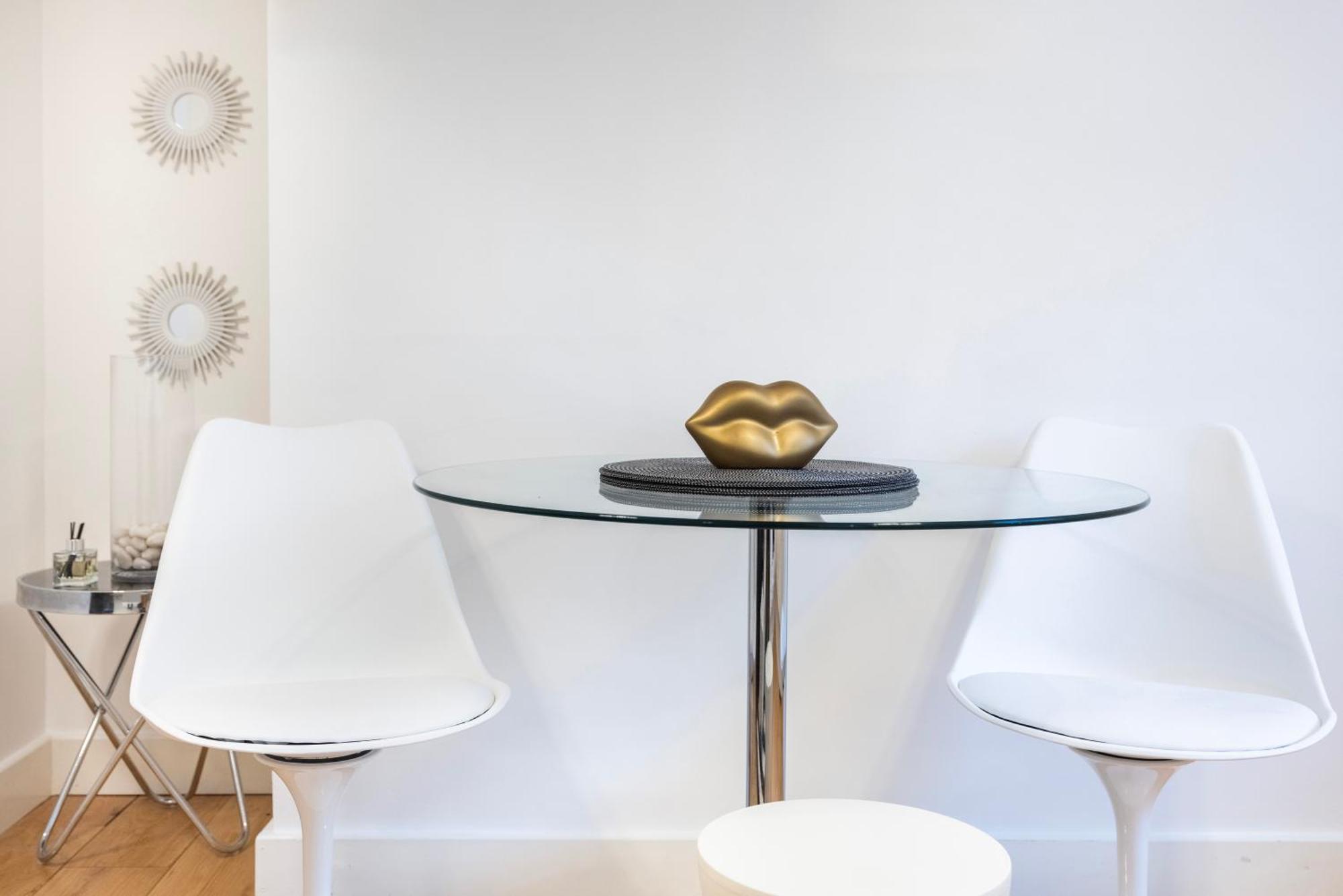 Leilighet Stunning 2bed In Soho,steps From Piccadilly Circus London