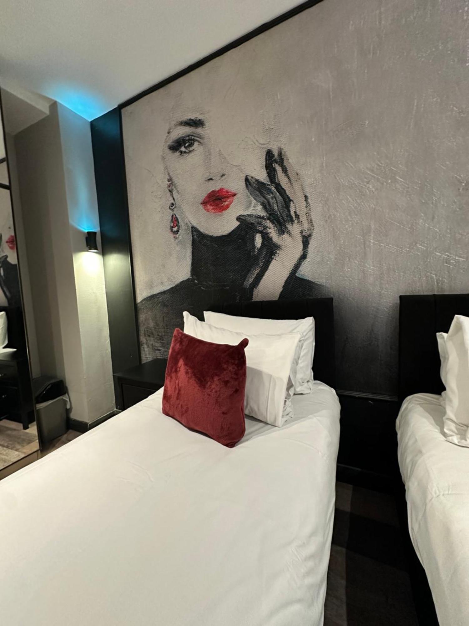 Pasha - 3* Boutique 3* London