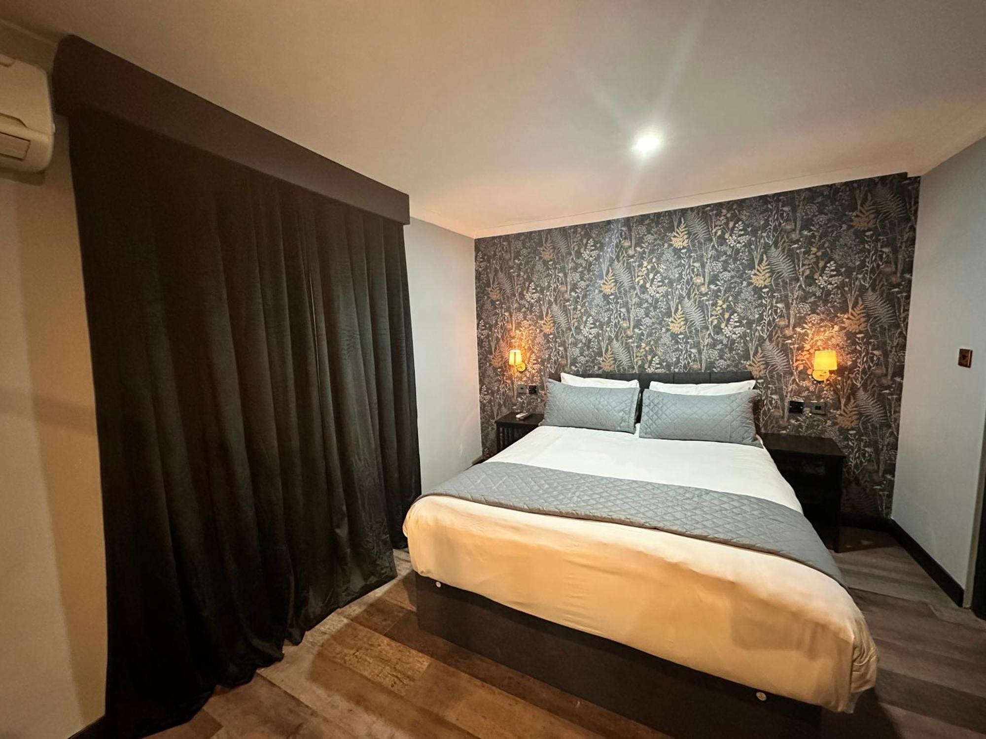 Pasha - 3* Boutique 3* London