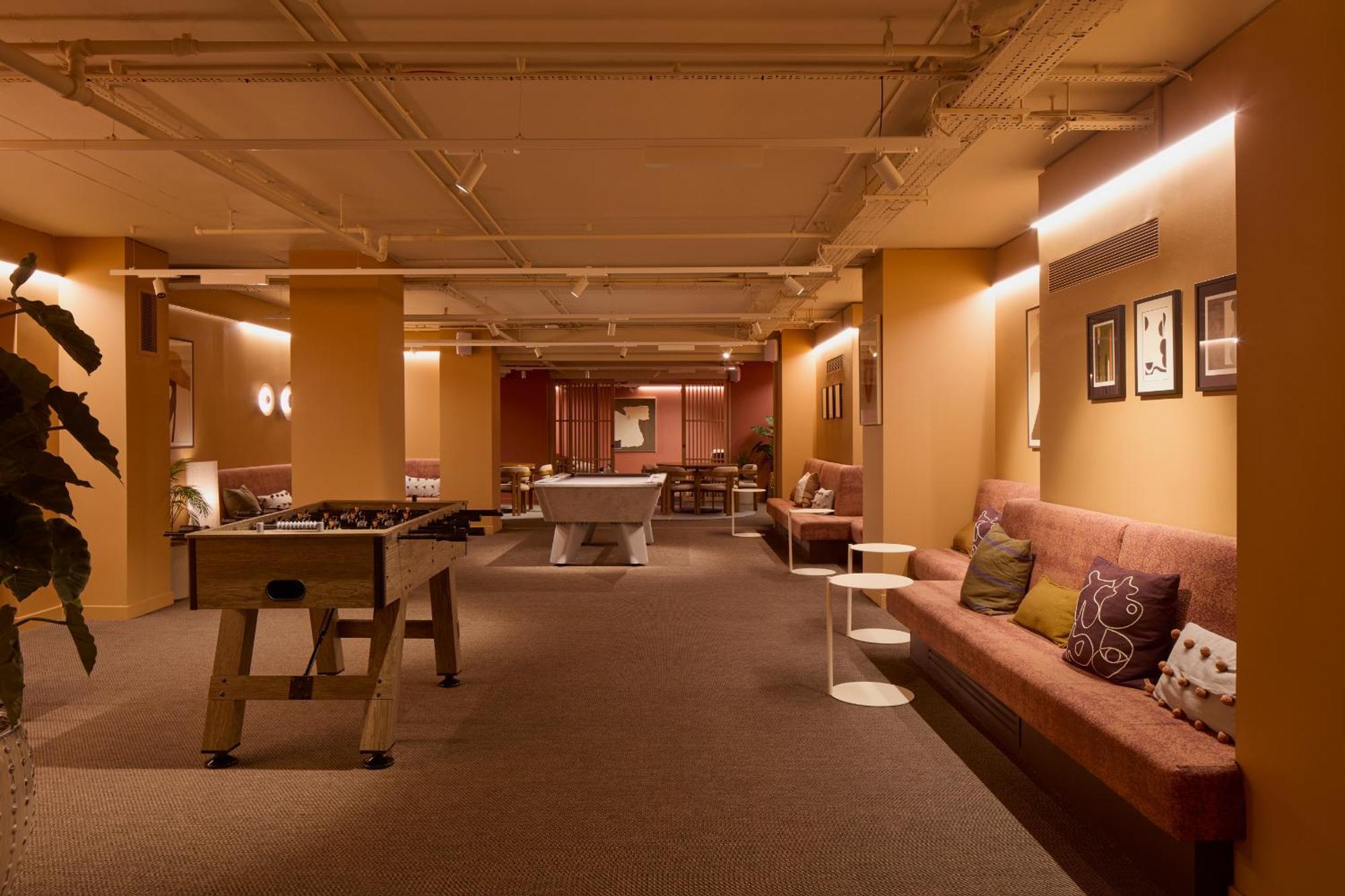 Ark Canary Wharf 4*