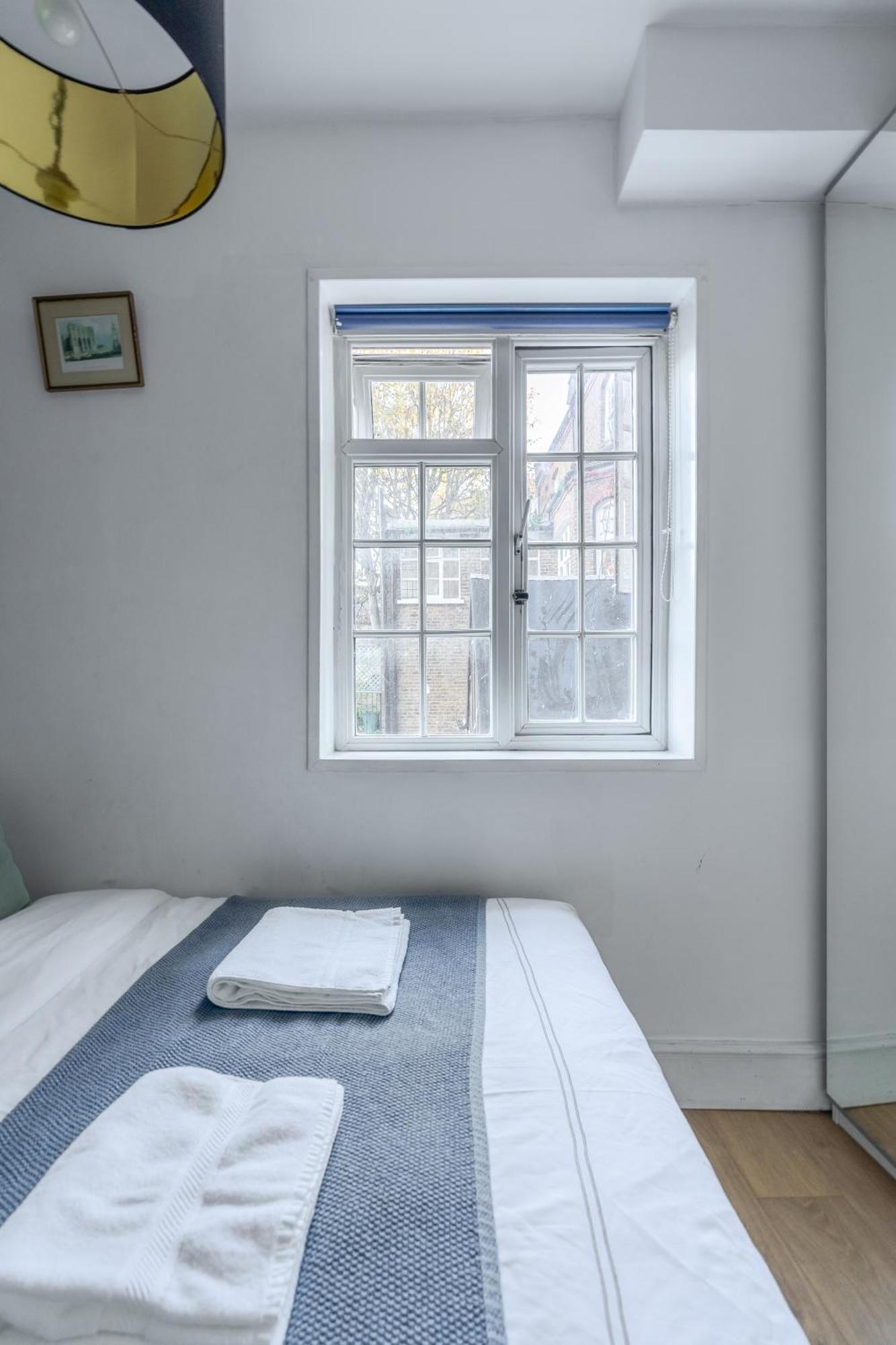 Leilighet West Flat With Balcony London