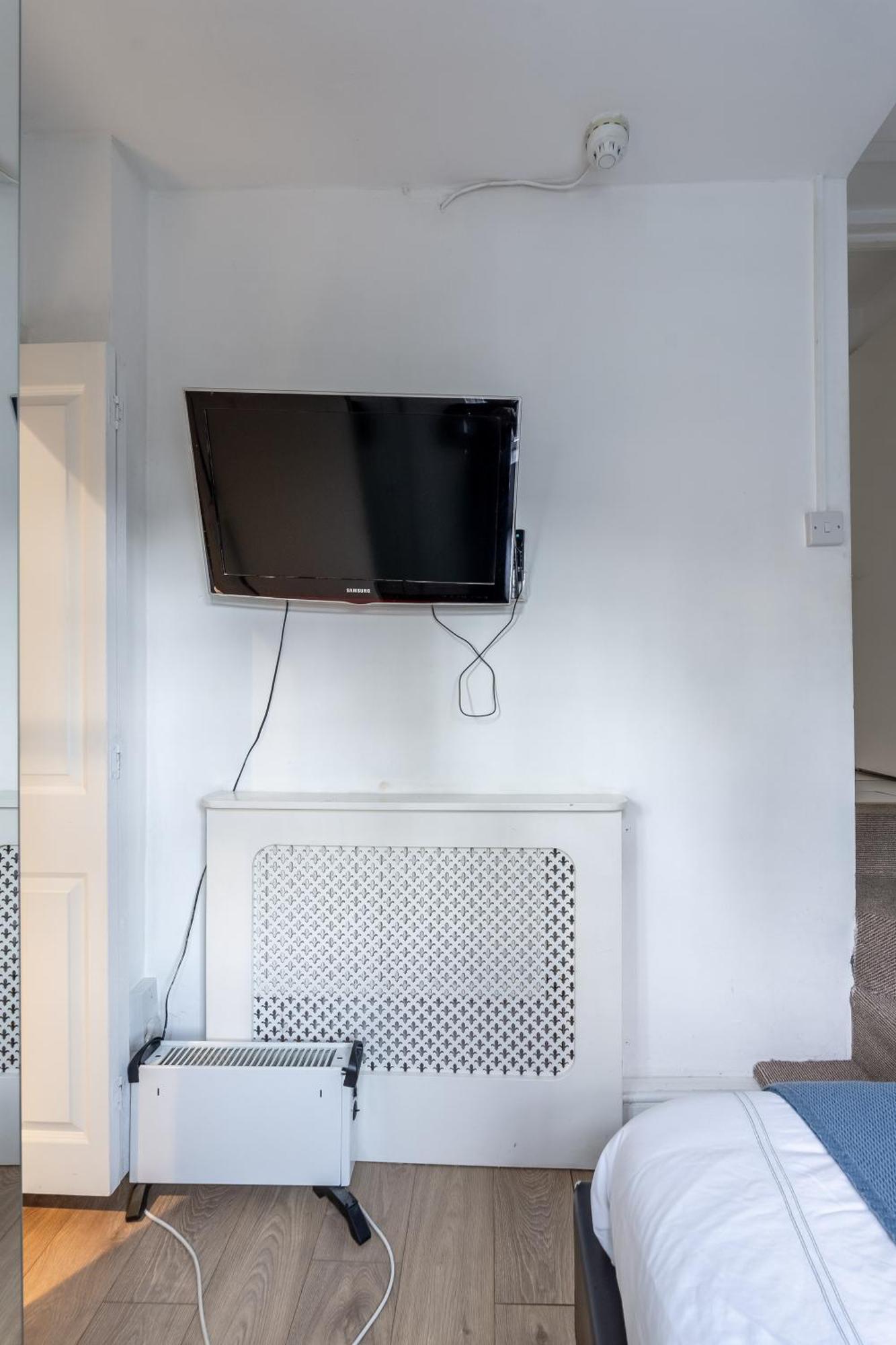 West Flat With Balcony Leilighet London
