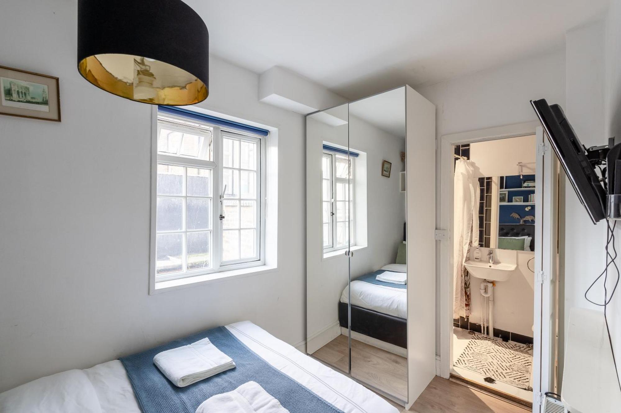 Leilighet West Flat With Balcony London