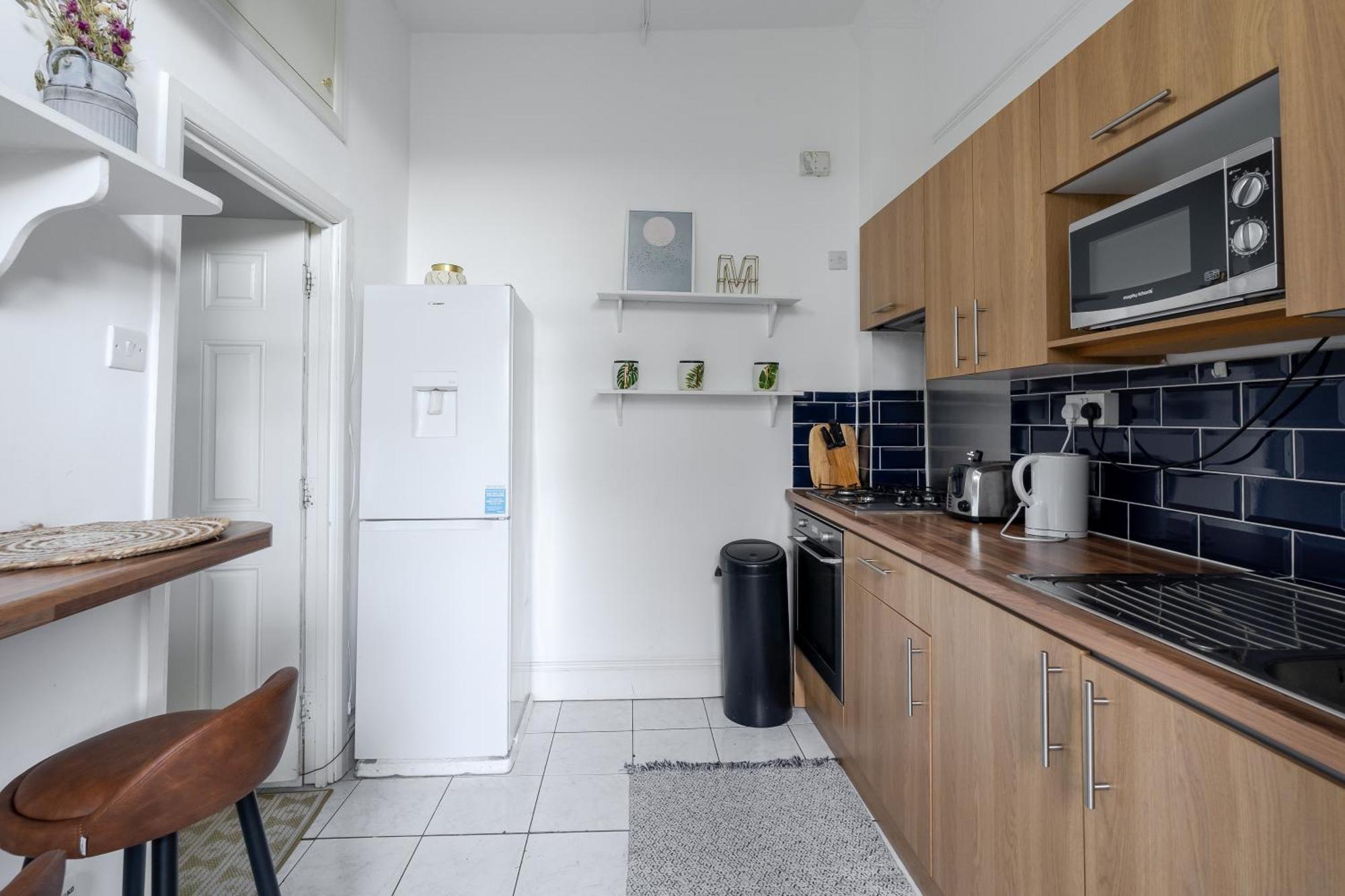 West Flat With Balcony Leilighet