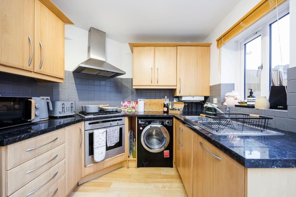 Appartamento Stylish 3-bed East Contractors Parking Sleeps 5 Near Excel
