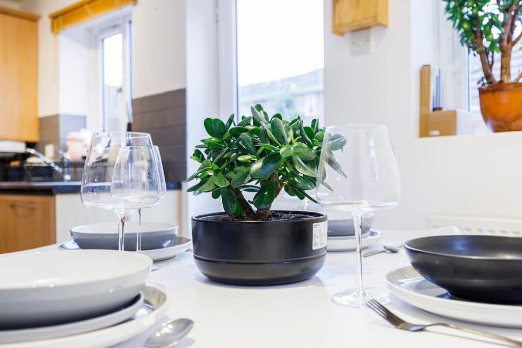 Appartamento Stylish 3-bed East Contractors Parking Sleeps 5 Near Excel *