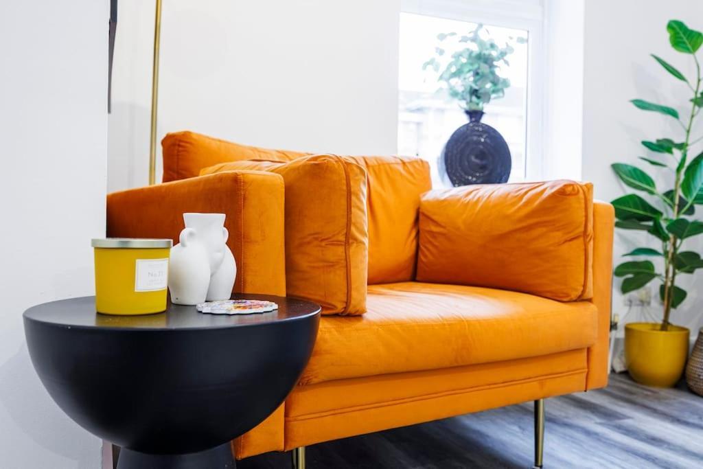 Stylish 3-bed East Contractors Parking Sleeps 5 Near Excel Appartamento *