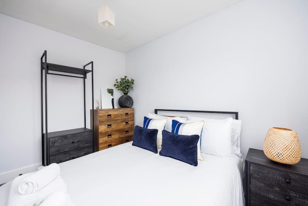 Appartamento Stylish 3-bed East Contractors Parking Sleeps 5 Near Excel *