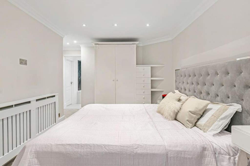 3-bed Next To Harrods With Underfloor Heating Appartement *