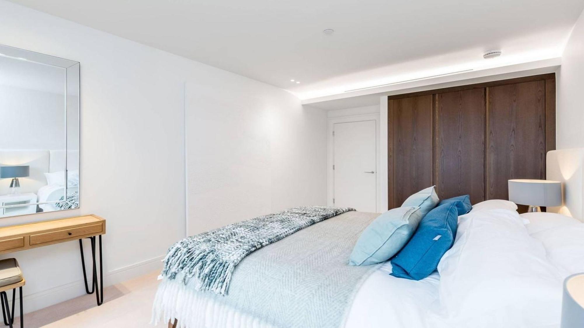 Well-maintained 4-bedroom Flat With Full Amenities London