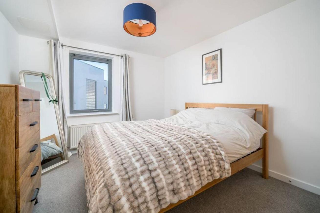 Charming Flat Near Canary Wharf Leilighet London