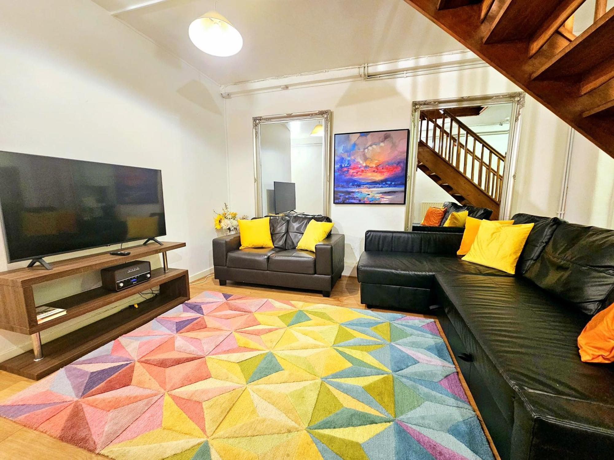 Appartement Duplex With 3 Bedrooms And Large Sofa-bed Back Patio, Near Angel And King's Cross Station