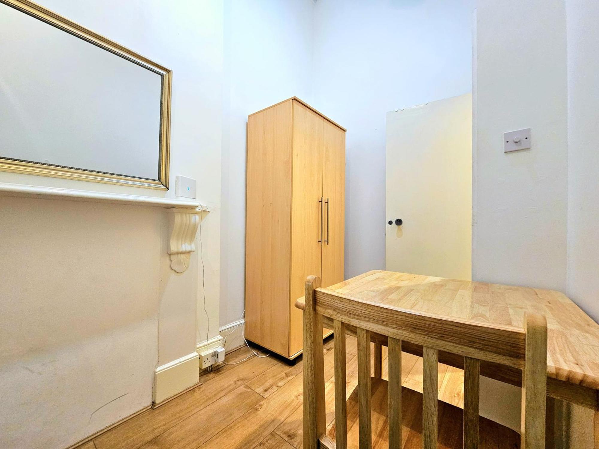 Duplex With 3 Bedrooms And Large Sofa-bed Back Patio, Near Angel And King's Cross Station Appartement *