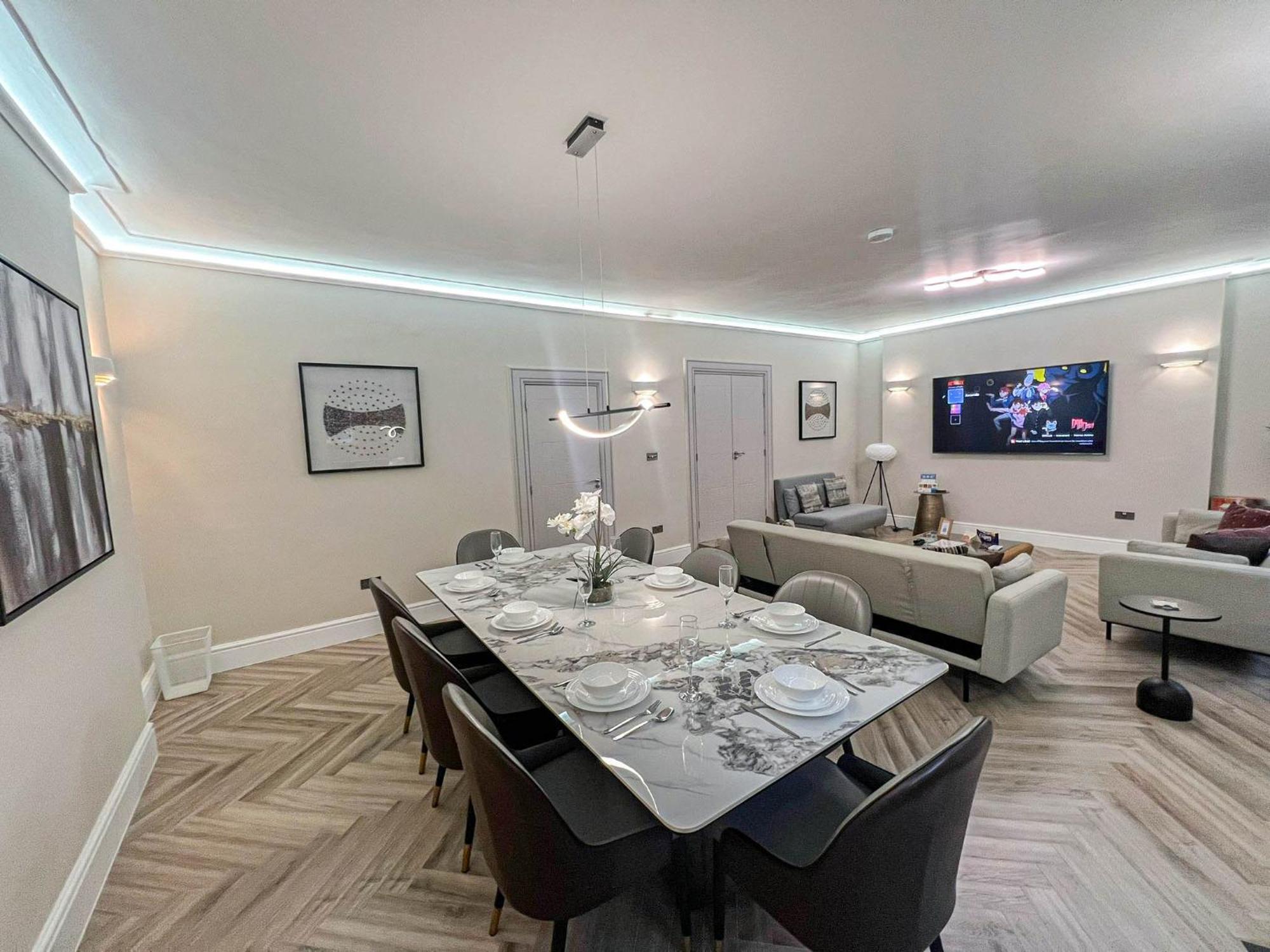 Lux 4 Bedroom In Baker St Near Regent's Park Londen