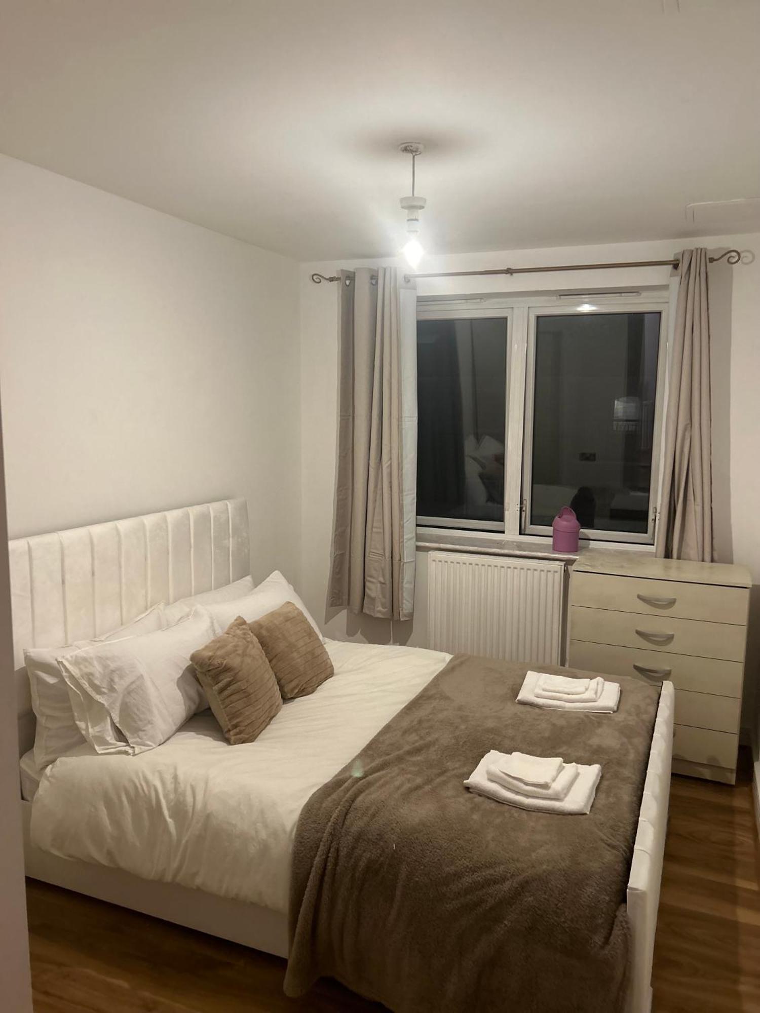 Lejlighed Comfy 2bed Near O2 Canary Wharf Excel *
