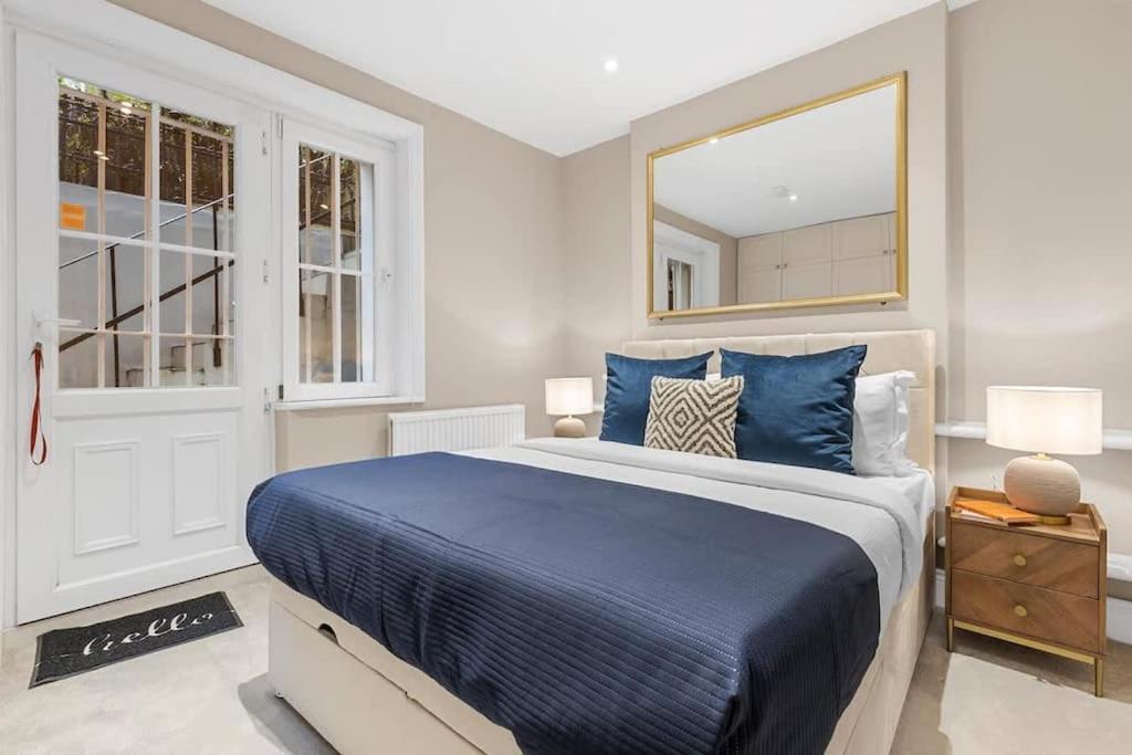 Elegant 2 Bedroom Flat In Prime Lägenhet *
