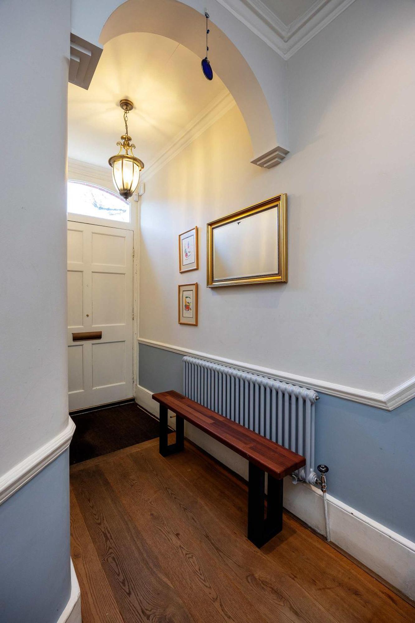 Veeve - Chiswick Victorian Gem