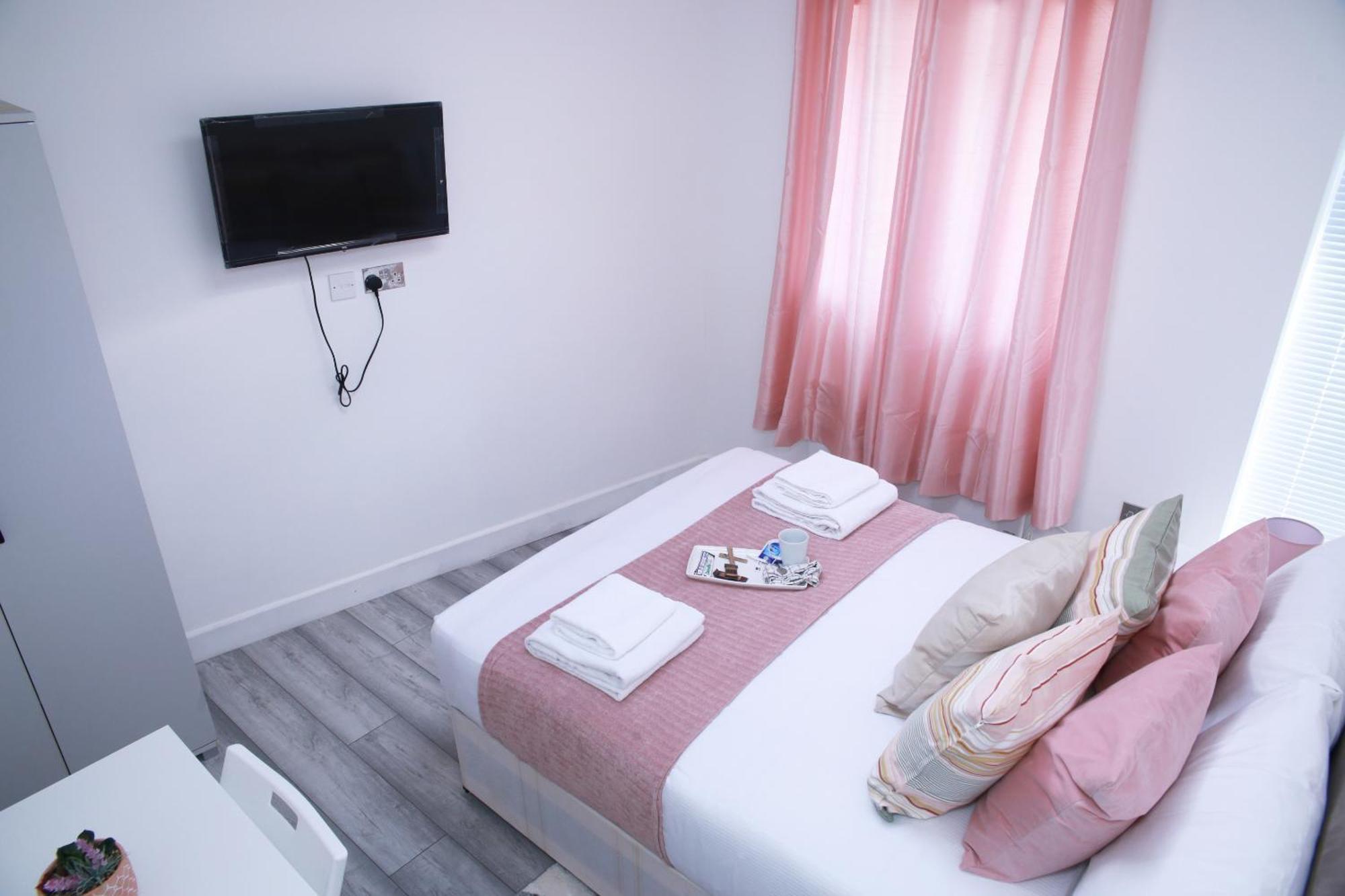 Appartamento Harrow Luxury Flat With Free Parking.