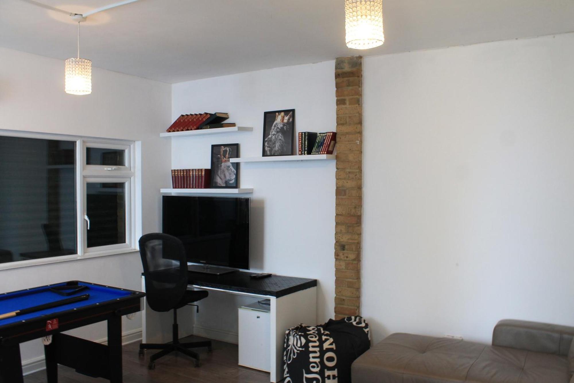 Ferienhaus Reach Retreat Spacious 4bed House Startford Maryland Great Transport Links London