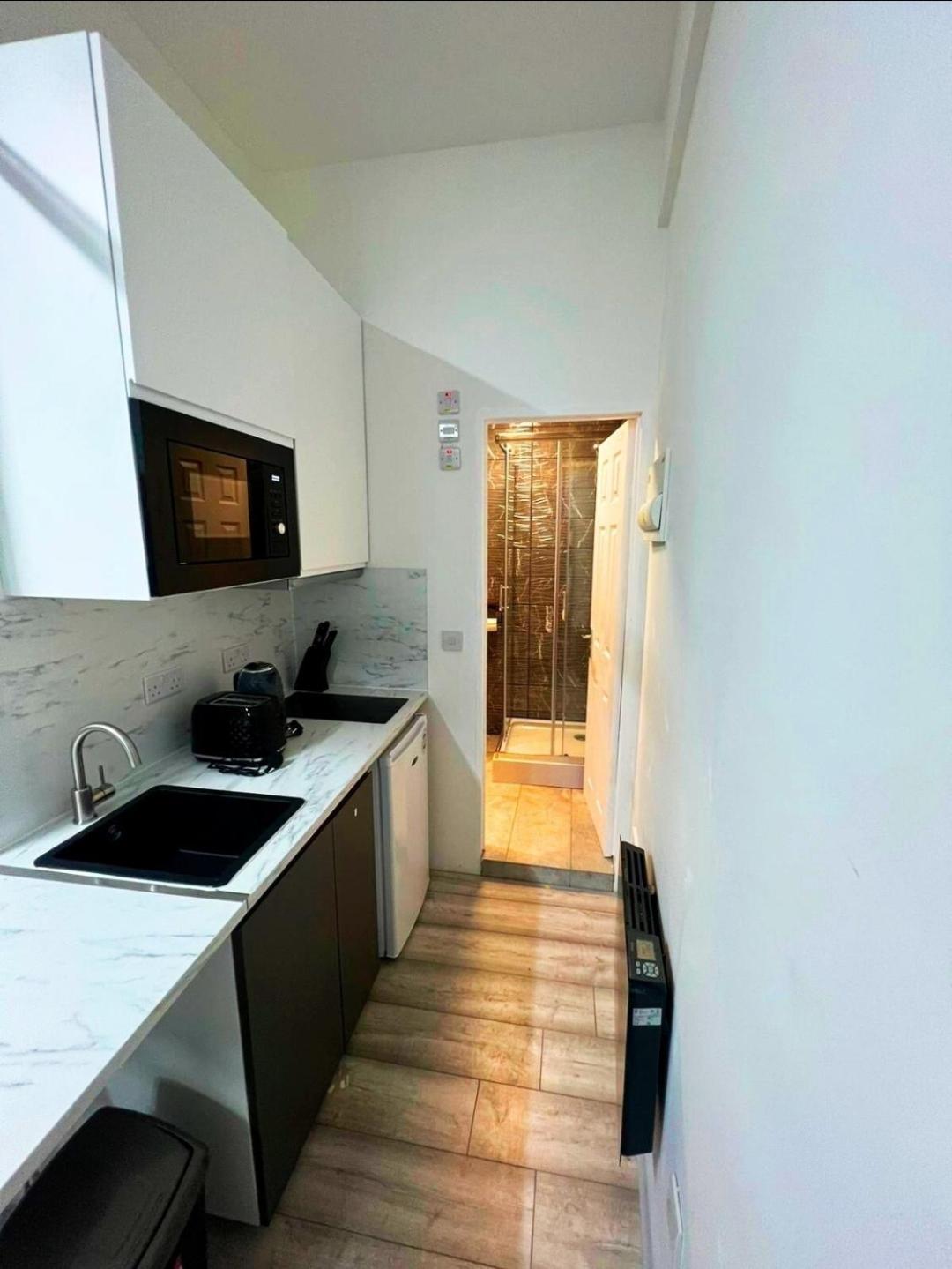 Location In 20 Mins To Piccadilly Circus Appartamento *