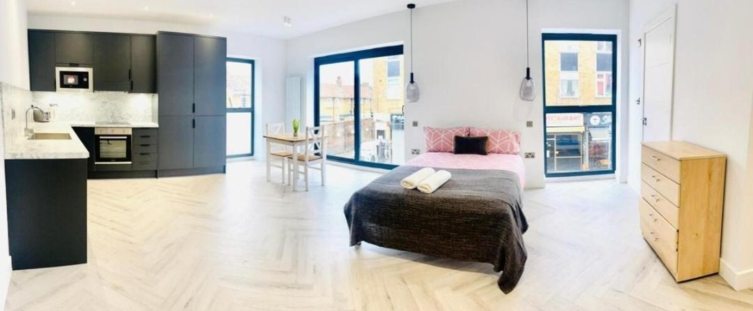 Location In 20 Mins To Piccadilly Circus * Londra
