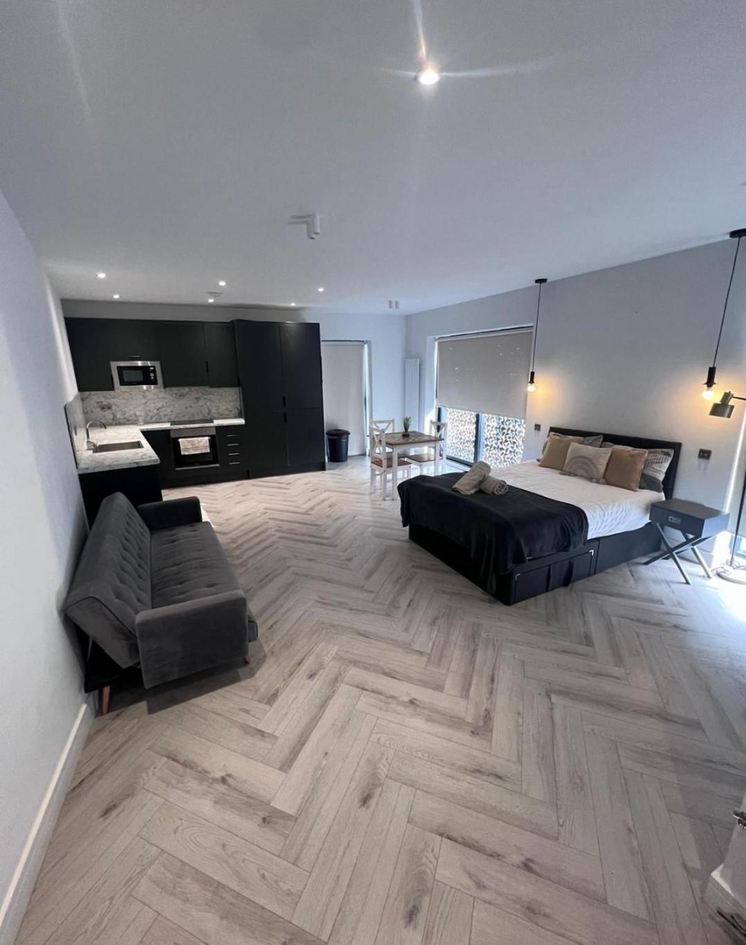 Location In 20 Mins To Piccadilly Circus Appartamento