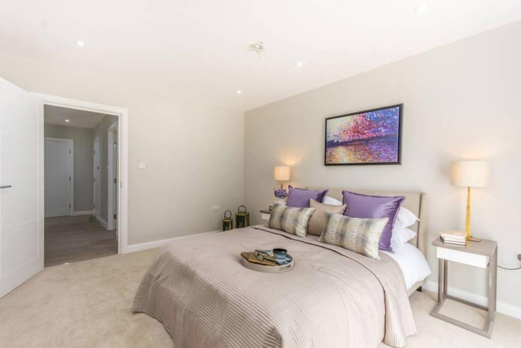 Lejlighed Spacious Modern 3 Bed In Bridge With Netflix And Free Carpark London