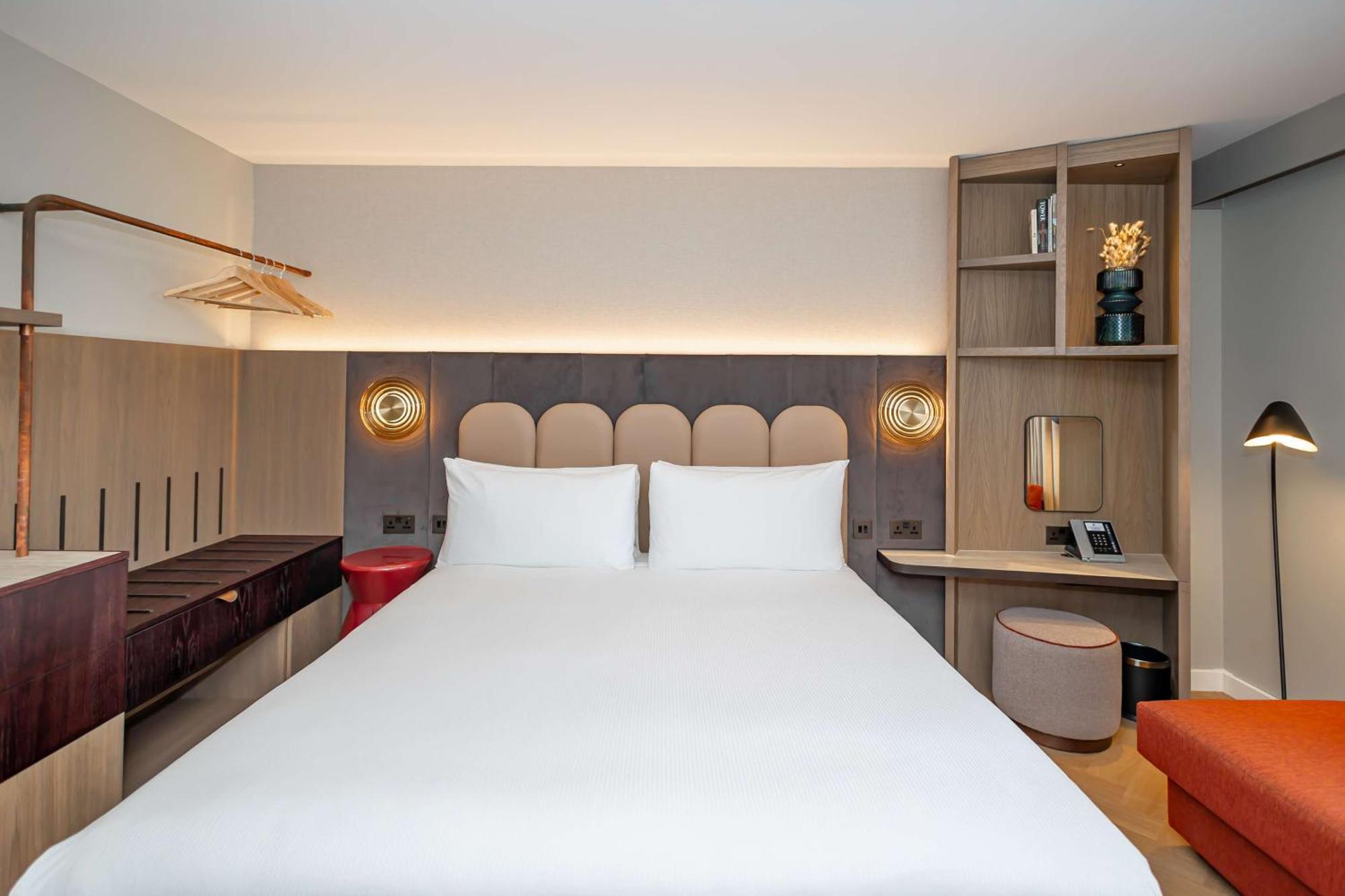 Doubletree By Hilton - Tower Of Hotel