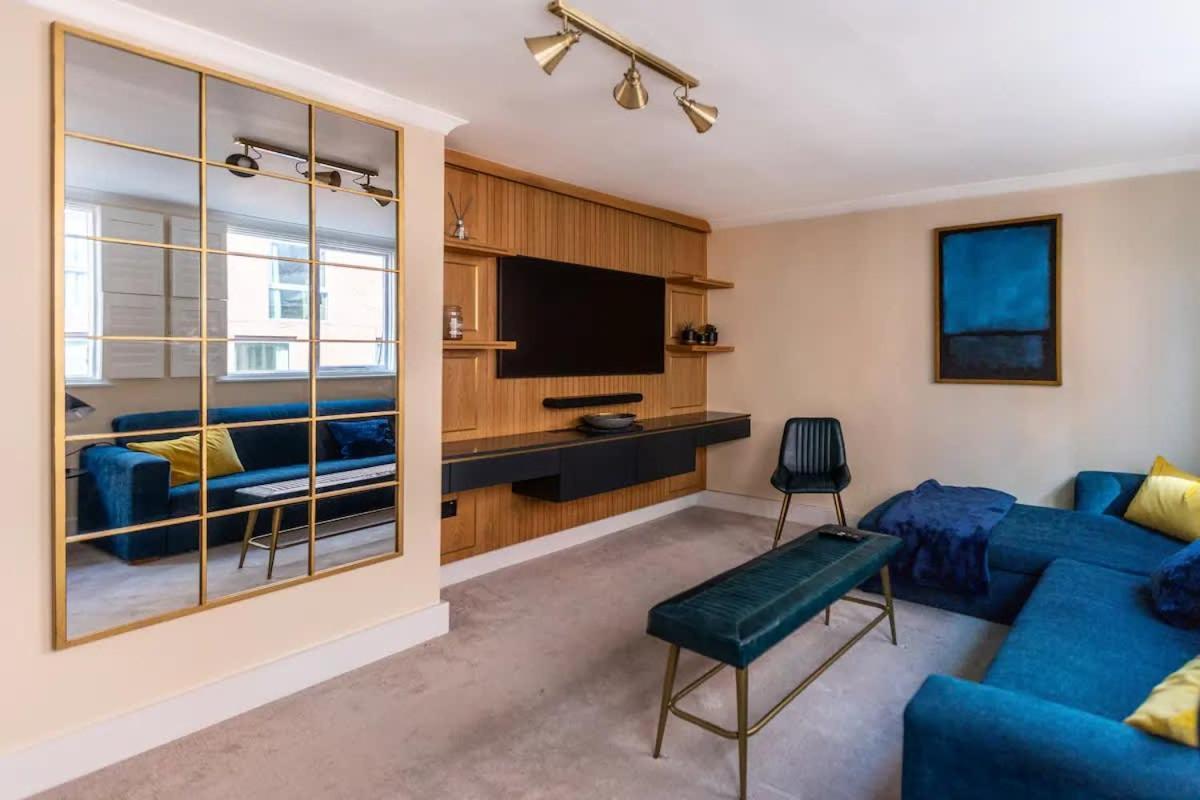 Westminster Charm With Roof Terrace London