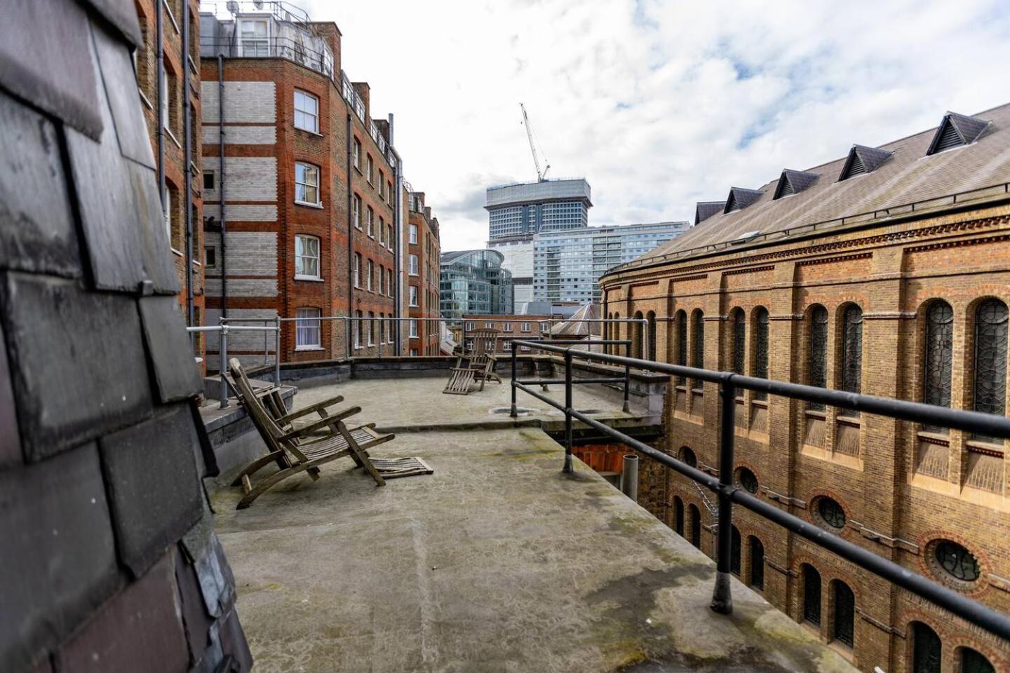 Westminster Charm With Roof Terrace * London
