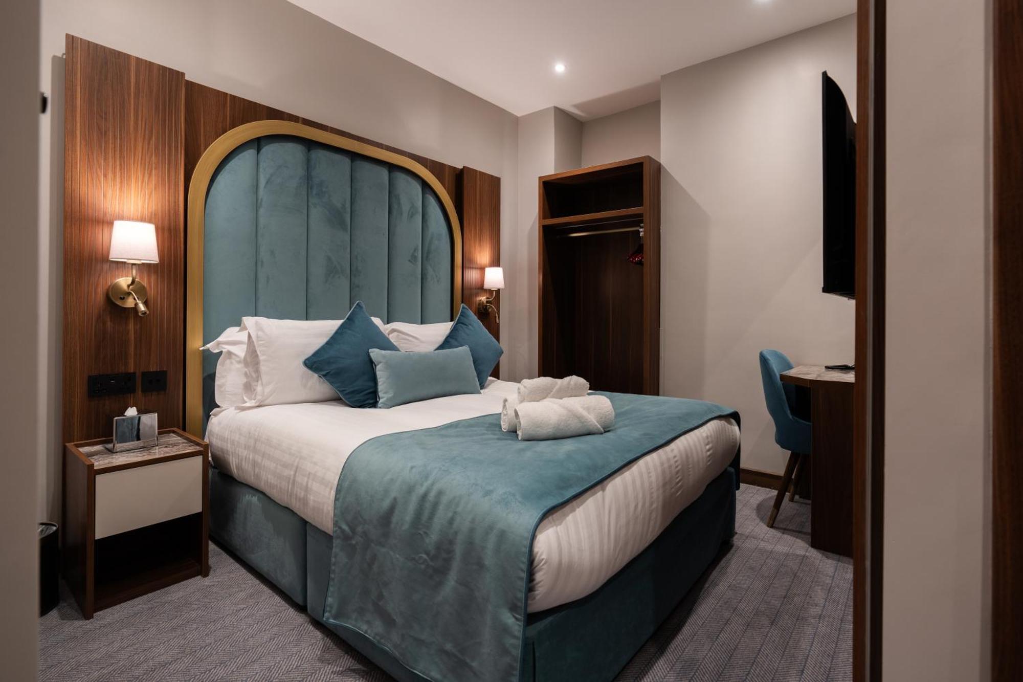 St Mark's - Merit Hotel 4*