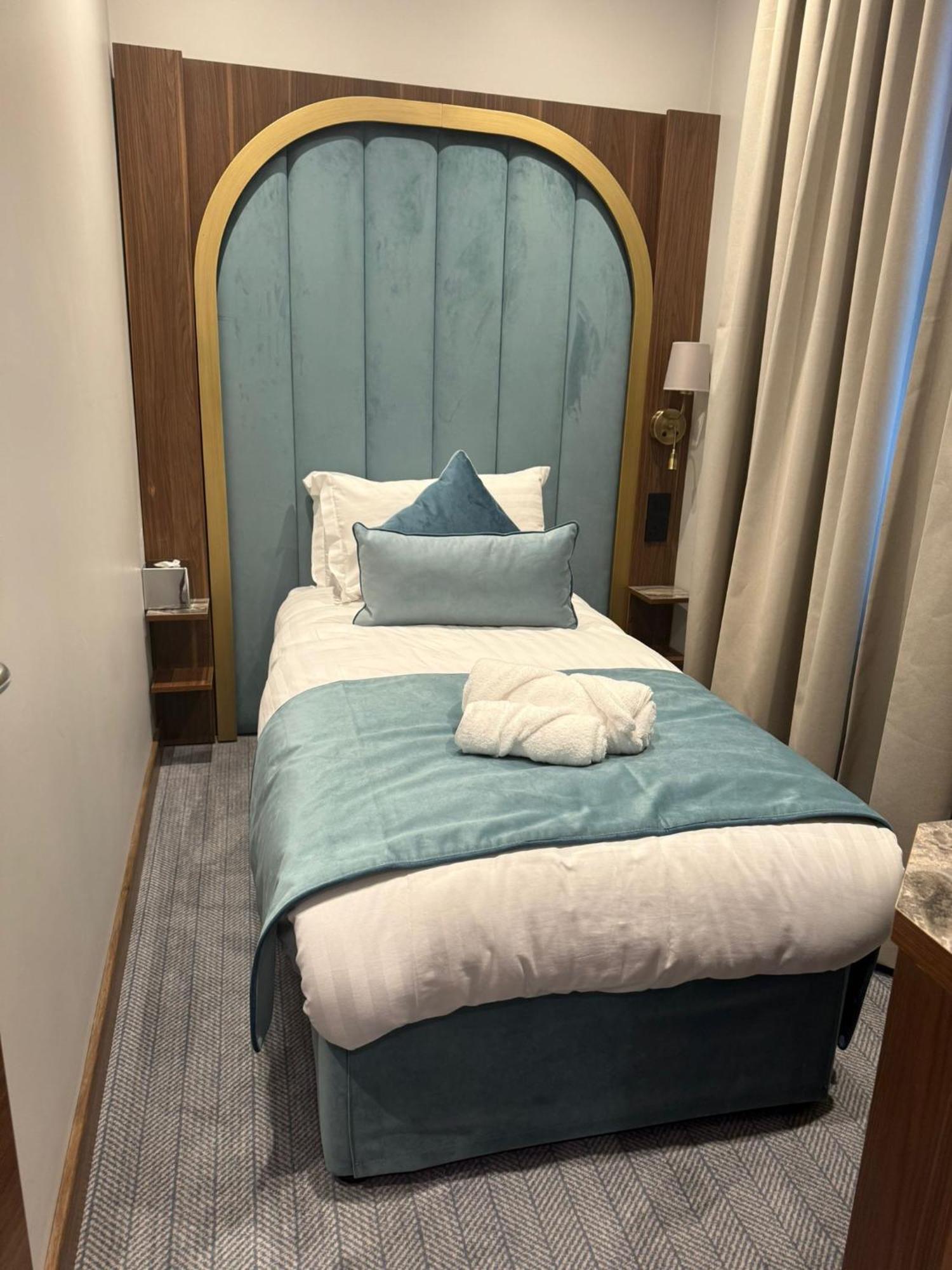 St Mark's - Merit 4*