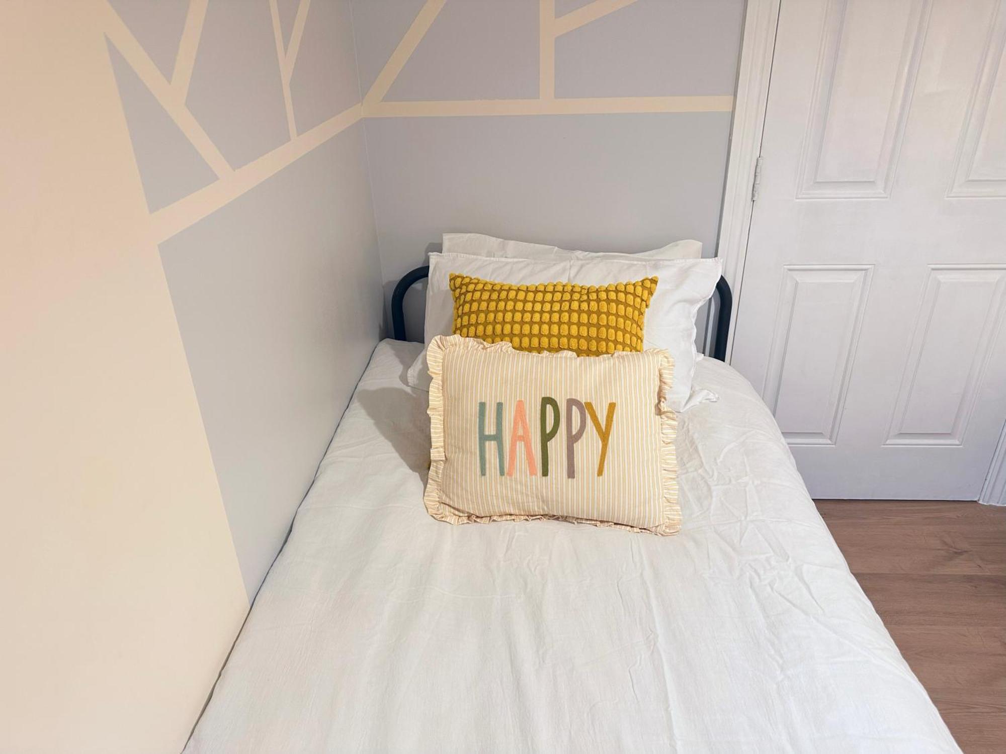 Olive Immaculate Wembley Apartment, 15mins To London, By Edens * Londra