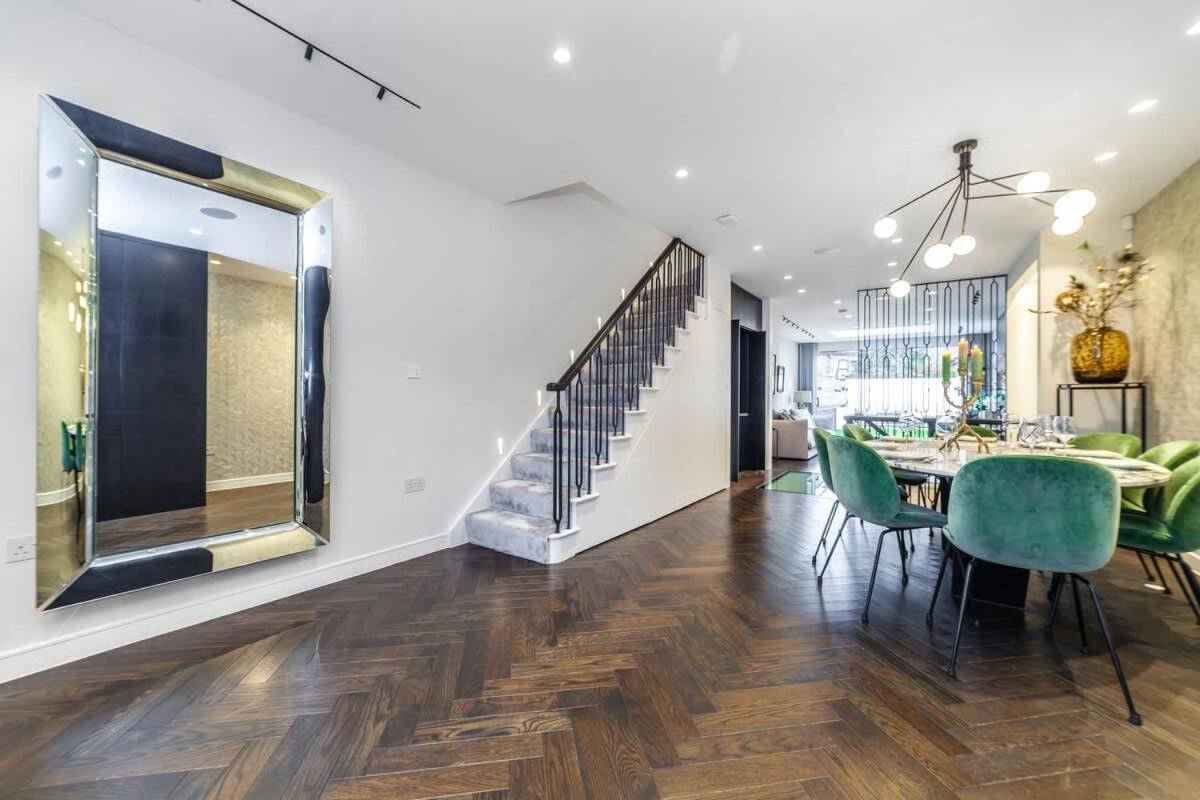 Luxury 3 Bdr House With Garden Next To Battersea Park Feriehus