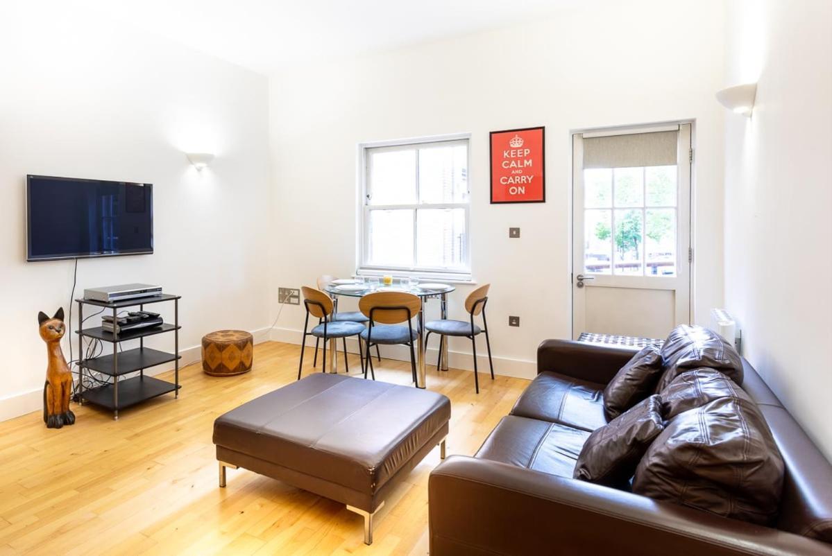 Bright & Comfortable Angel Appartement