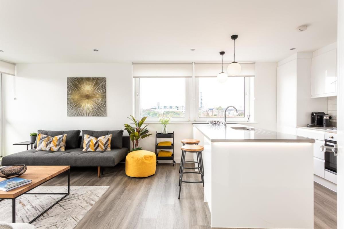 Apartment Bright Bridge London