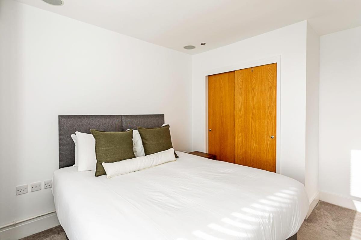 Leilighet Elegant 3 Bed In Earl's Court London