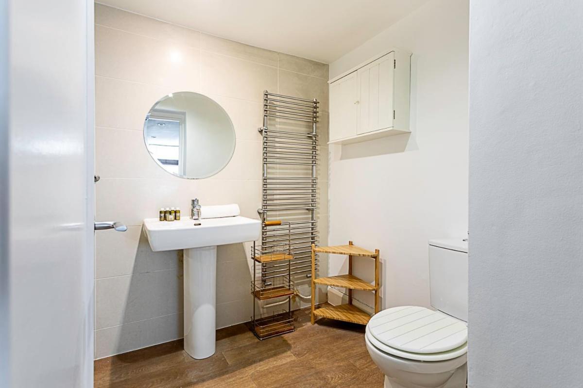 Appartement Style Three Bedroom House