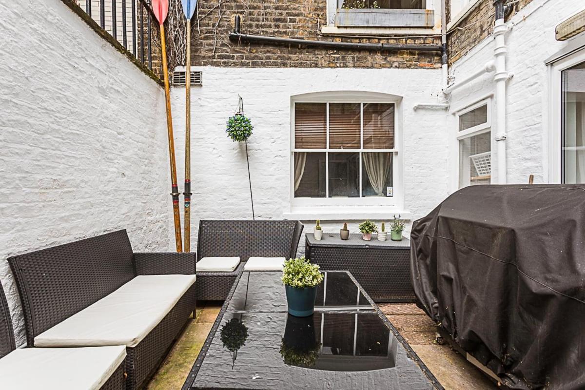 Style Three Bedroom House Appartement Londen