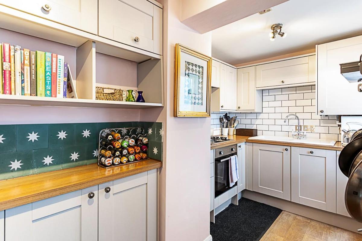 Style Three Bedroom House Appartement *