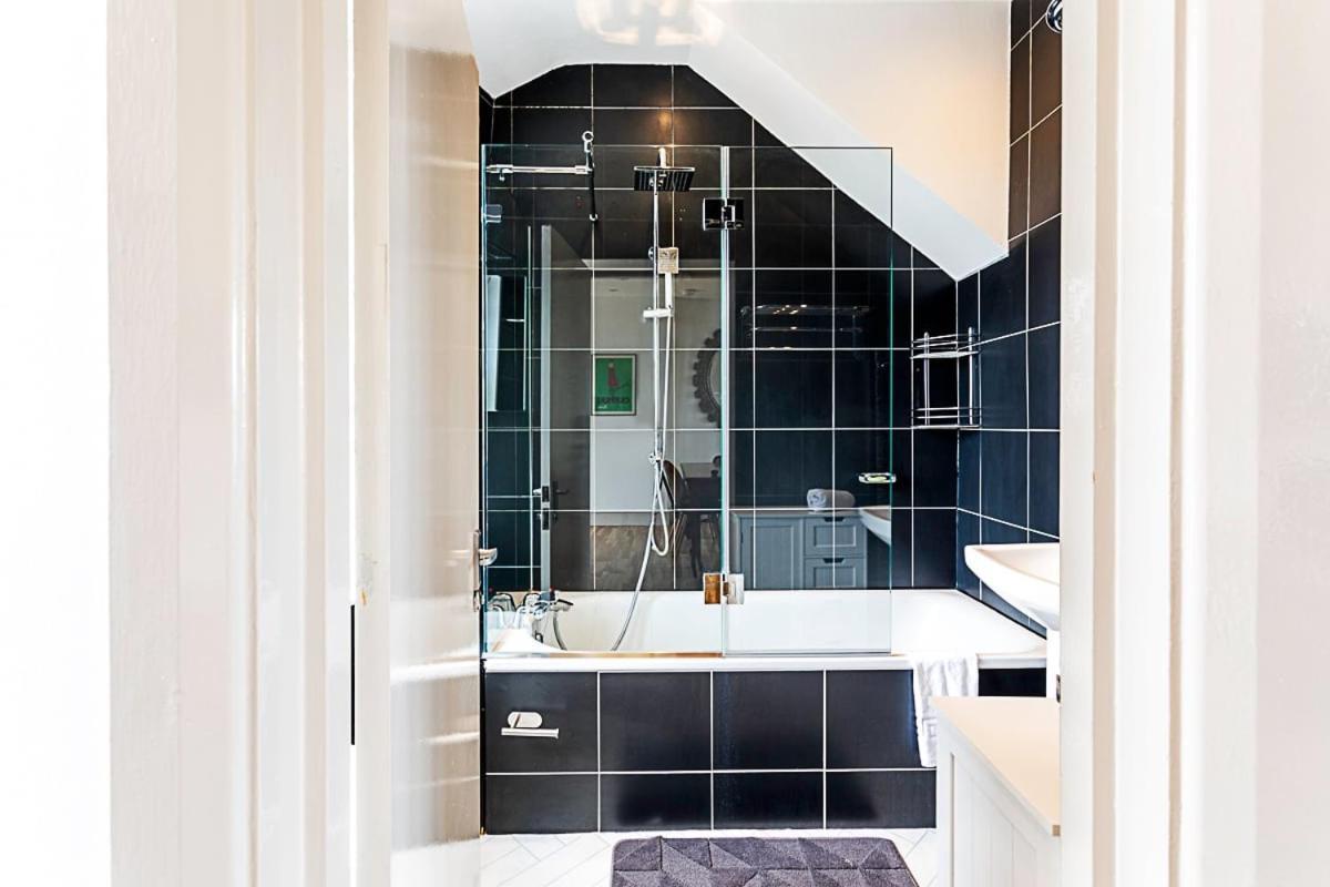 Apartment Contemporary Open Plan Penthouse London