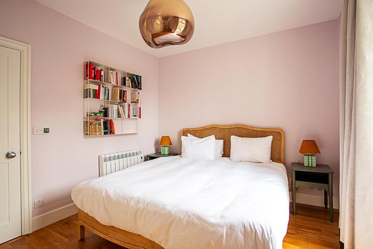 Chic Gunter Grove Flat - Retreat Leilighet London