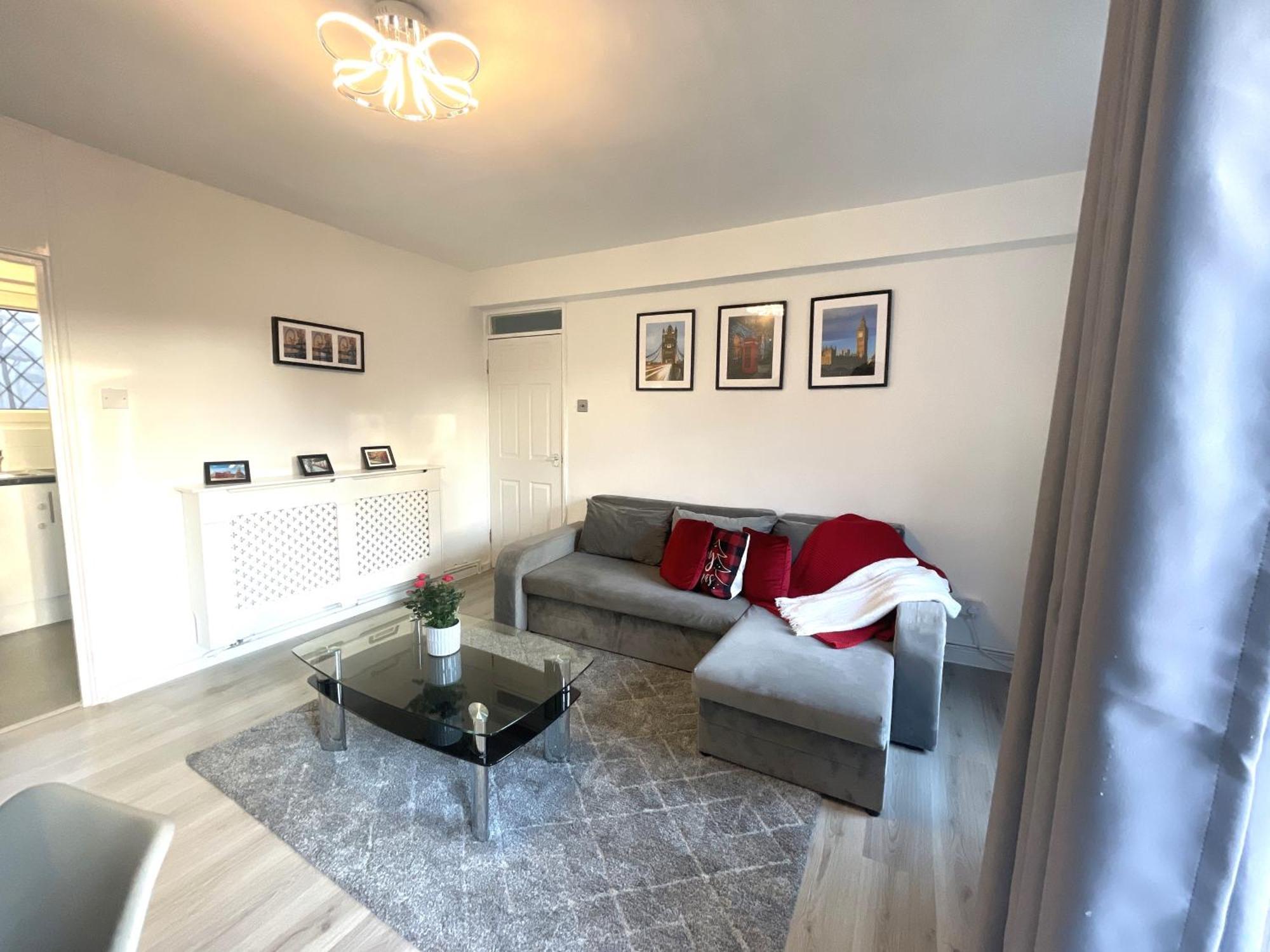 Lejlighed Comfortable Flat Near To *