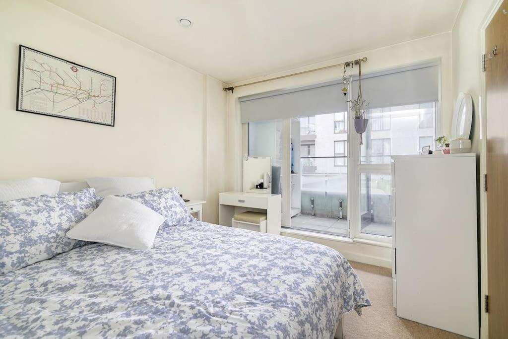 Urban Chic: Modern Flat East Next To Canal Lägenhet *