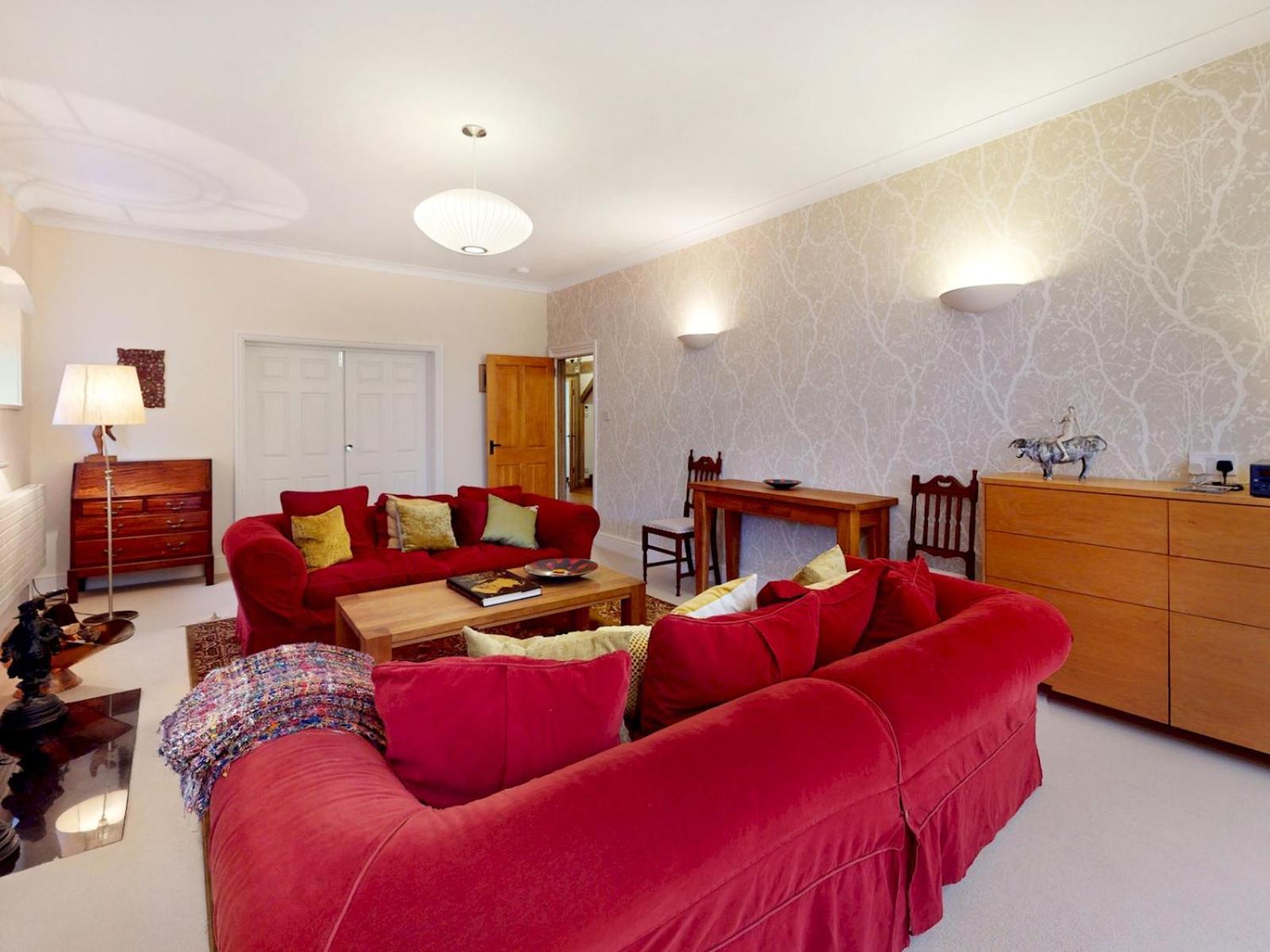 Pass The Keys Charming House In Golders Holiday home *