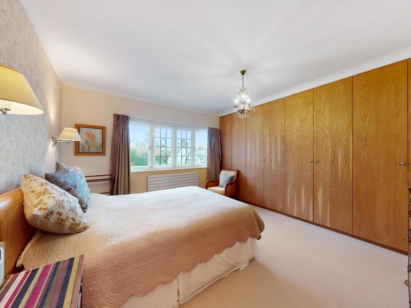 Pass The Keys Charming House In Golders * London