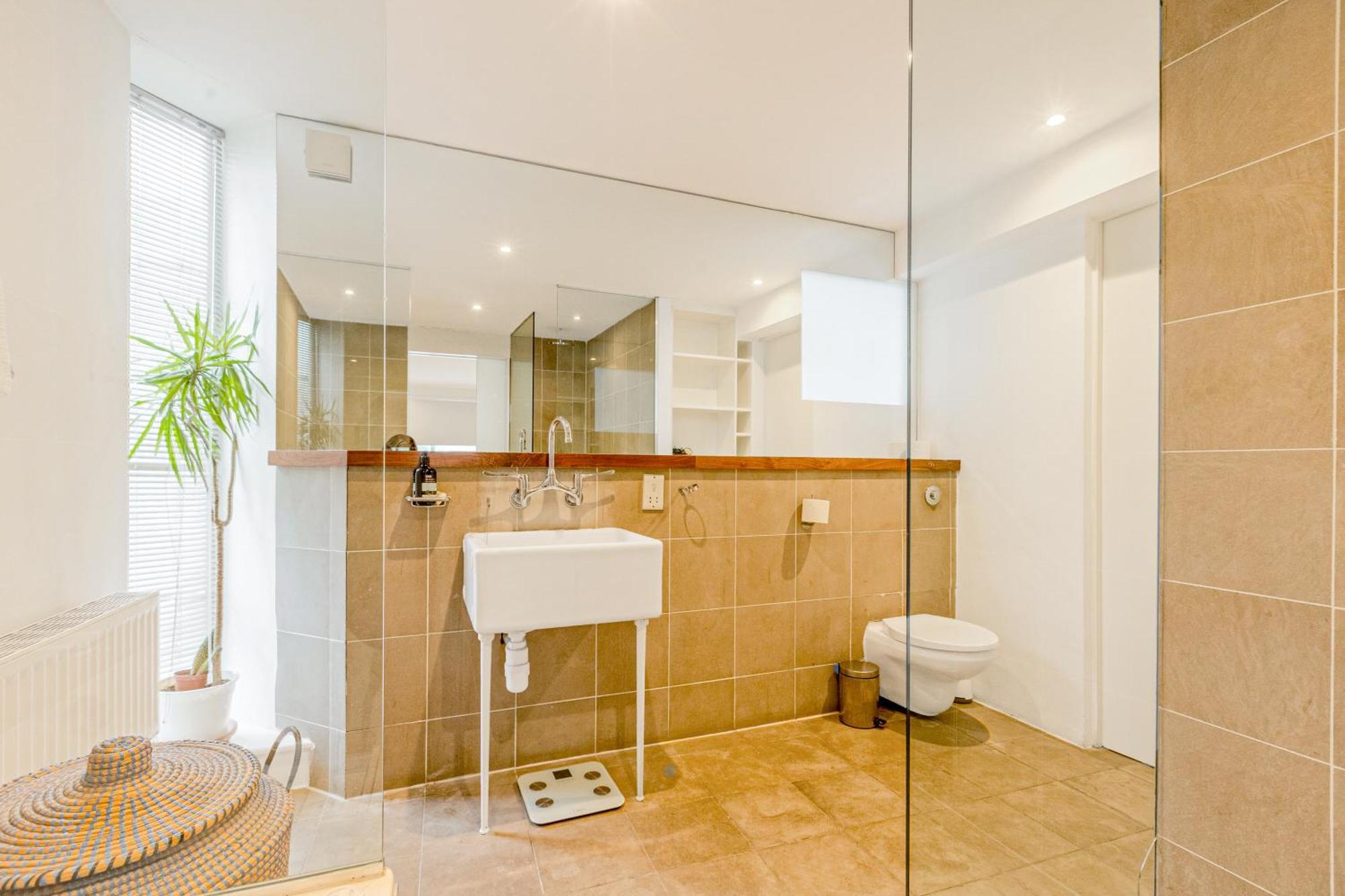 Spacious & Tranquil 2br Maisonette In Notting Hill * London