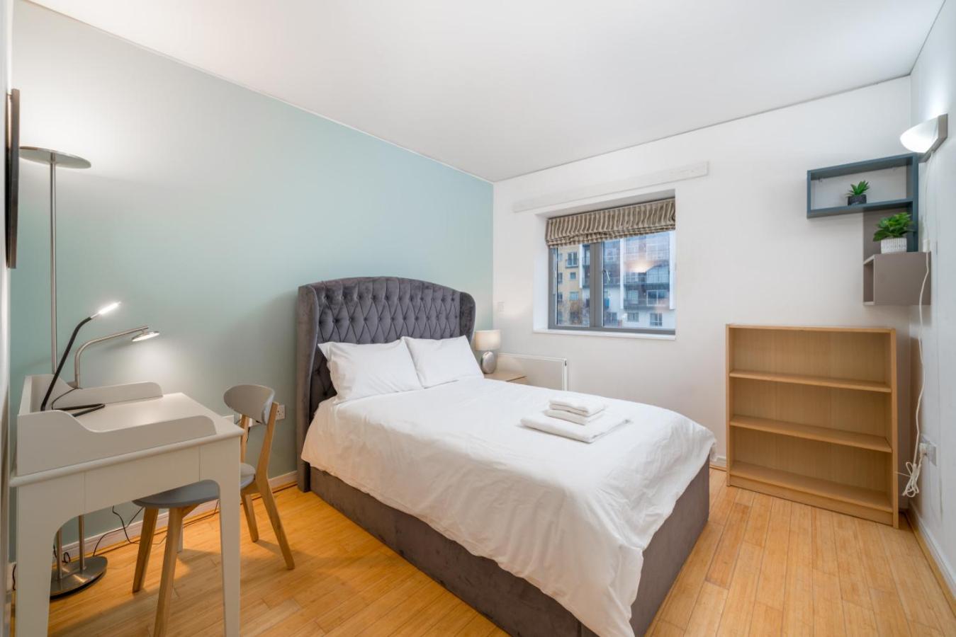 Lovely 3bd Flat, Parking, Sleeps Six Close To O2 Lägenhet