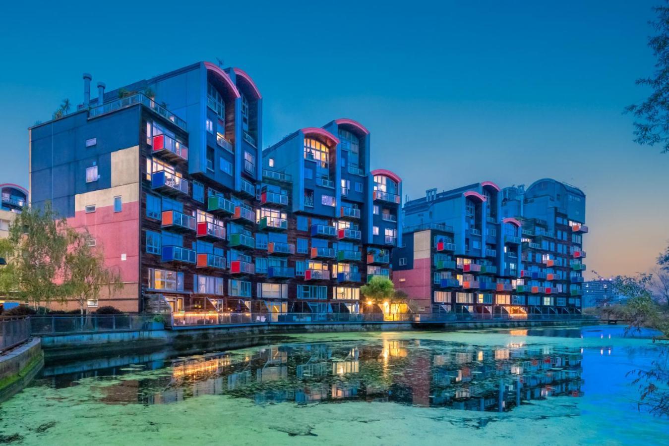 Lägenhet Lovely 3bd Flat, Parking, Sleeps Six Close To O2 *